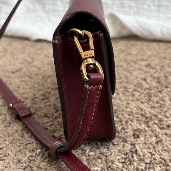 Fossil Maroon Crossbody Bag with Gold Accent - Picture 4 of 6